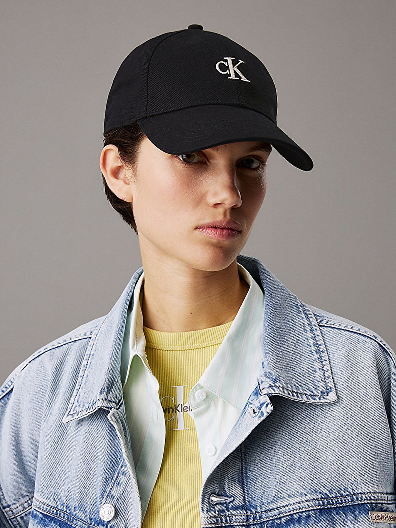 Calvin Klein Kadın Monogram Siyah Embroidery Şapka