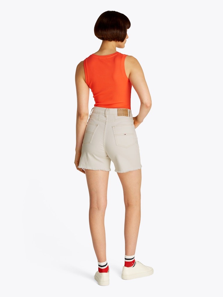 Tommy Hilfiger Rejeneratif Pamuk Beyaz Kadın 5 Cep Mom Şort - DW0DW200931CE