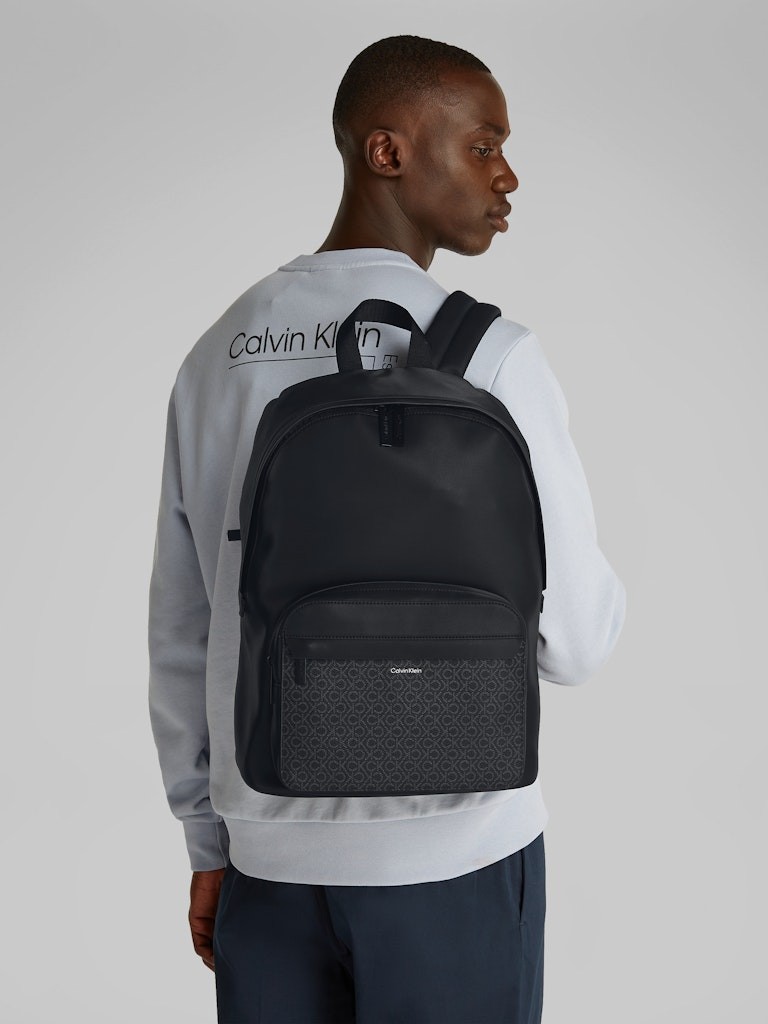 Calvin Klein Siyah Erkek Sırt Çantası - K50K5130470GJ
