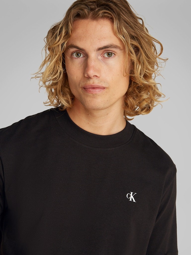 Calvin Klein Rejeneratif Pamuk Siyah Erkek Kısa Kollu T-Shirt - J30J327523BEH