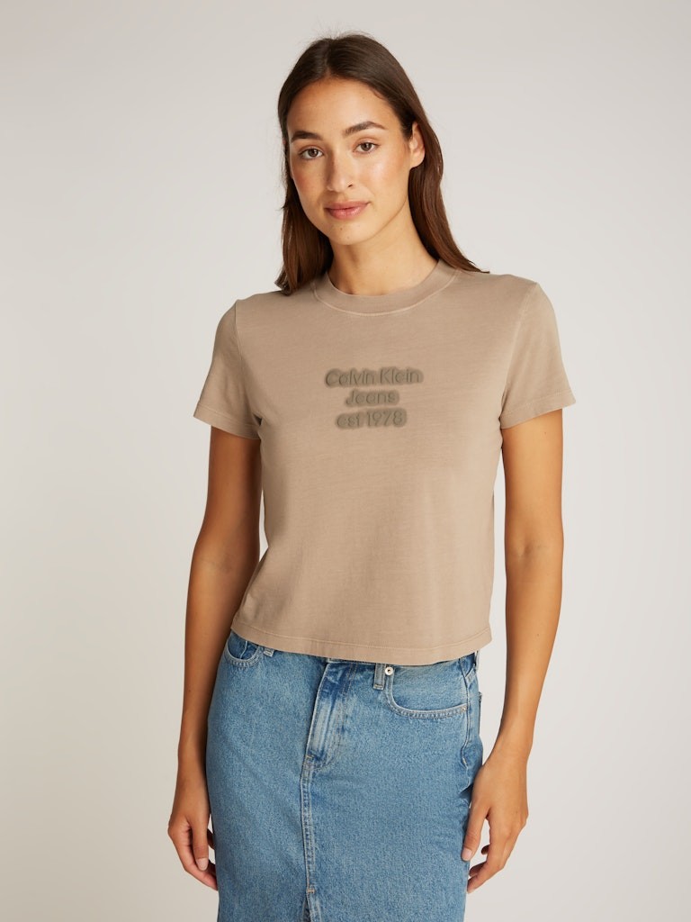 Calvin Klein Rejeneratif Pamuk Vizon Kadın Kısa Kollu T-Shirt