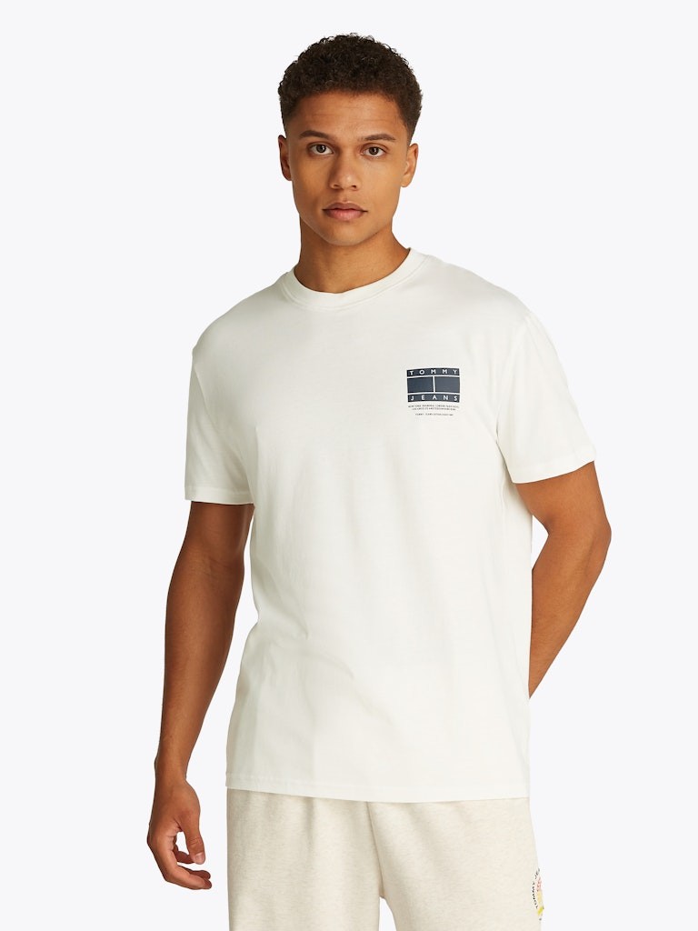 Tommy Hilfiger Rejeneratif Pamuk Beyaz Erkek Kısa Kollu T-Shirt - DM0DM20814YBL