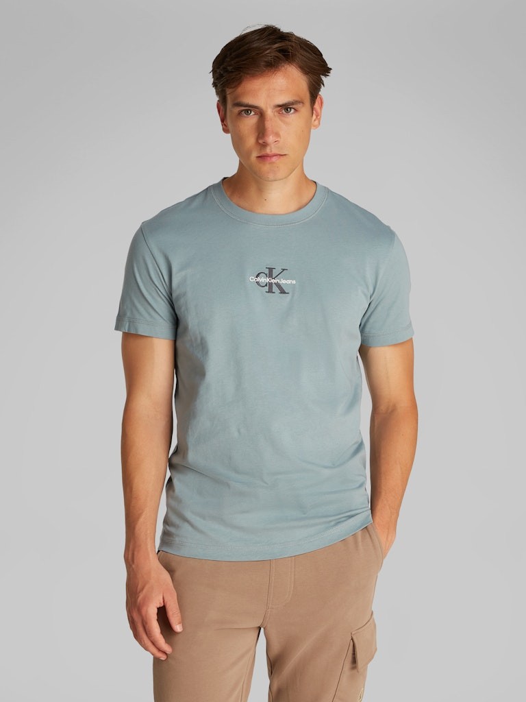 Calvin Klein Rejeneratif Pamuk Gri Erkek Kısa Kollu T-Shirt - J30J325649PC2