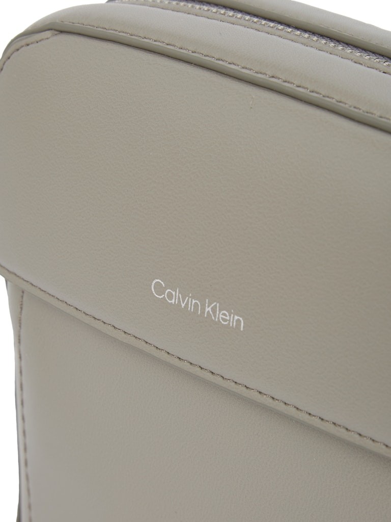 Calvin Klein Gri Erkek Çapraz Çanta - K50K512966PEO