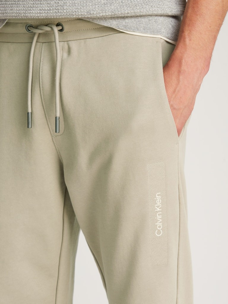 Calvin Klein Erkek Slim Fit Normal Bel Pamuklu Haki Eşofman Altı - K10K113838RAJ