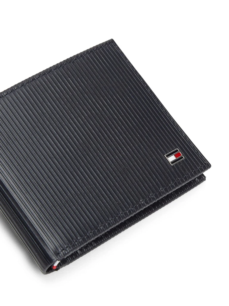 Tommy Hilfiger Erkek Lacivert Deri 2'ye Katlanan Cüzdan