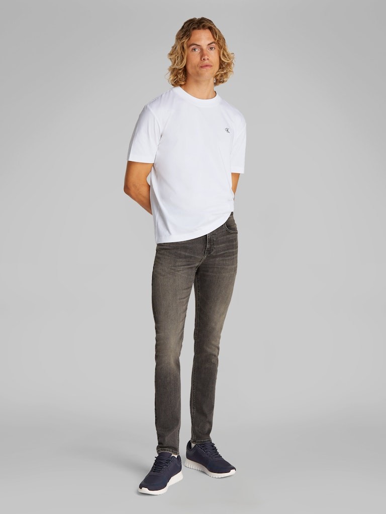 Calvin Klein Rejeneratif Pamuk Beyaz Erkek Kısa Kollu T-Shirt - J30J327473YAF
