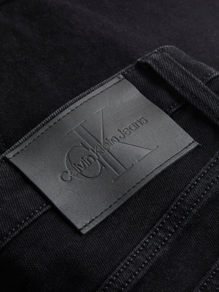 Calvin Klein Denim Siyah Kadın 5 Cep Mom Şort - J20J2251541BY