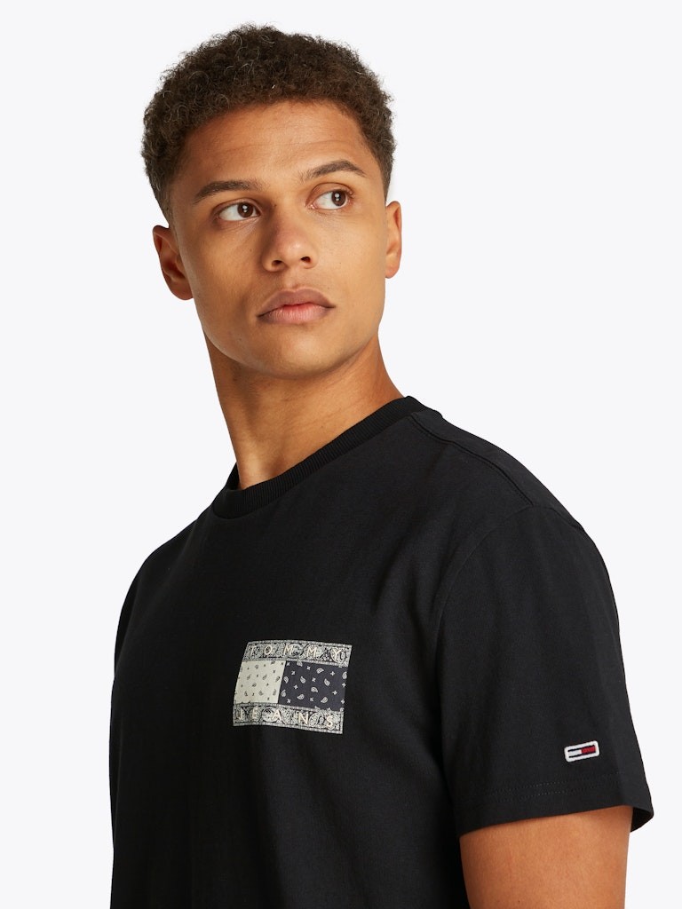Tommy Hilfiger Rejeneratif Pamuk Siyah Erkek Kısa Kollu T-Shirt - DM0DM20774BDS