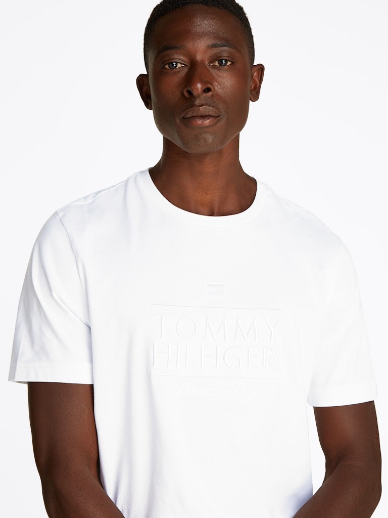 Tommy Hilfiger Rejeneratif Pamuk Beyaz Erkek Kısa Kollu T-Shirt