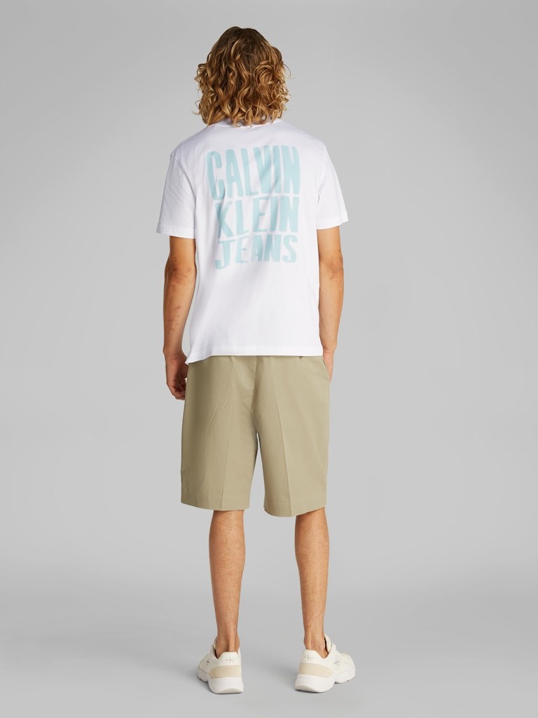 Calvin Klein Rejeneratif Pamuk Beyaz Erkek Kısa Kollu T-Shirt - J30J327523YAF