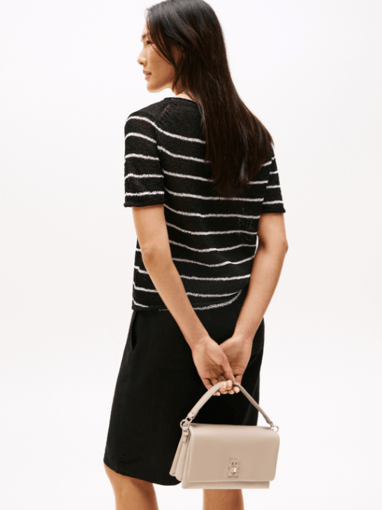 Tommy Hilfiger Kadın Modern Bej Çapraz Çanta