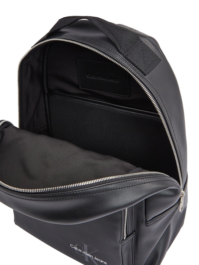 Calvin Klein Siyah Erkek Sırt Çantası - LV04G3042GUB1