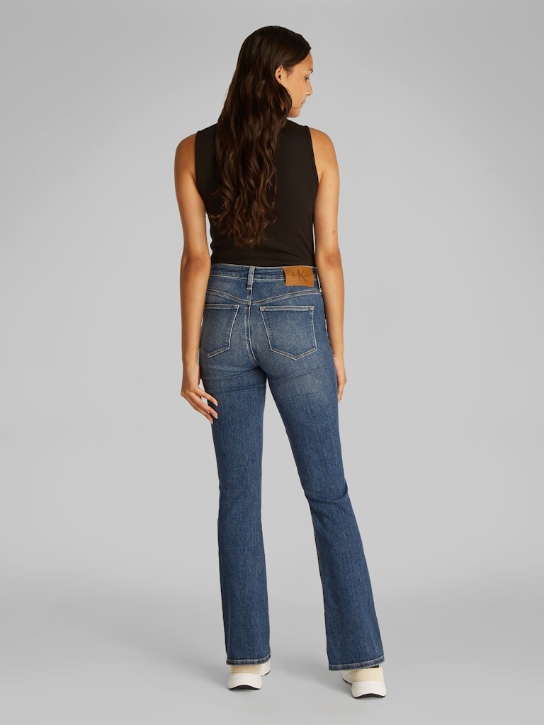 Calvin Klein Denim Mavi Kadın Bootcut Jean Pantolon - J20J2251161A4