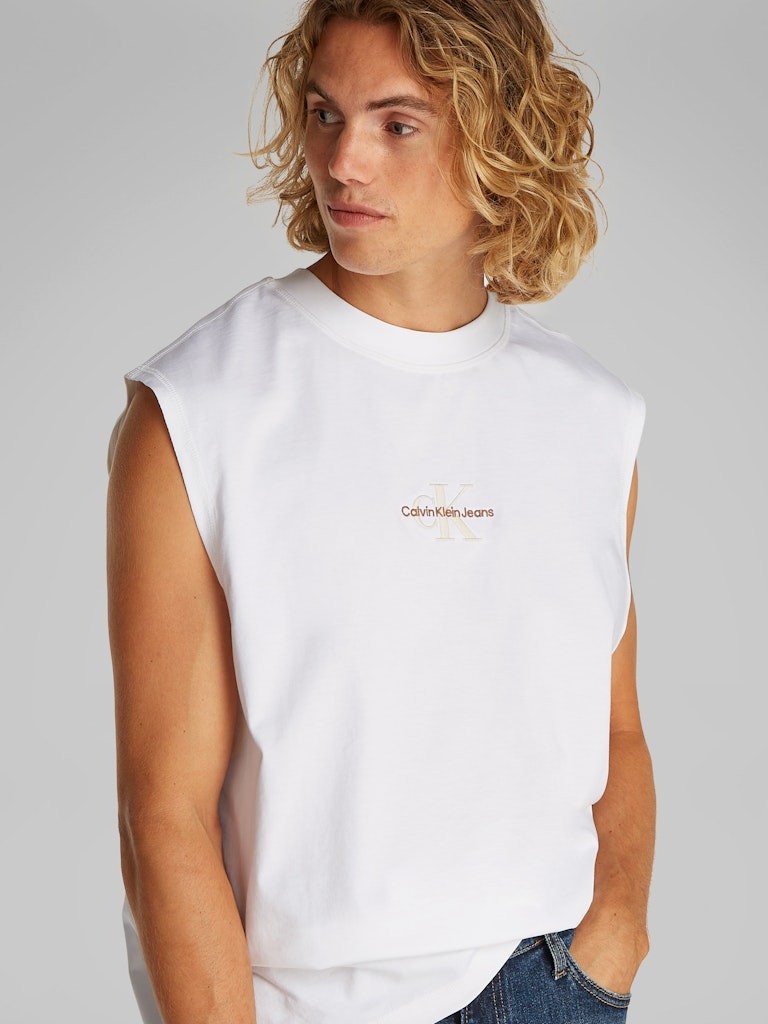 Calvin Klein Rejeneratif Pamuk Beyaz Erkek Kolsuz T-shirt - J30J327493YAF