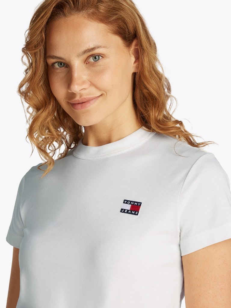 Tommy Hilfiger Rejeneratif Pamuk Beyaz Kadın Kısa Kollu T-Shirt - DW0DW20153YBL