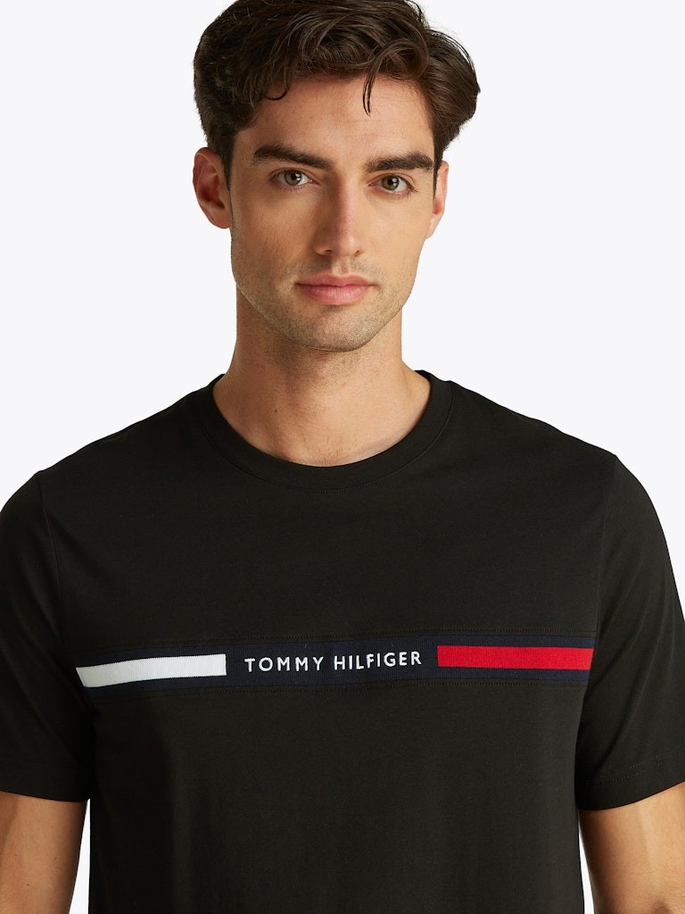 Tommy Hilfiger Rejeneratif Pamuk Siyah Erkek Kısa Kollu T-Shirt - MW0MW36498BDS