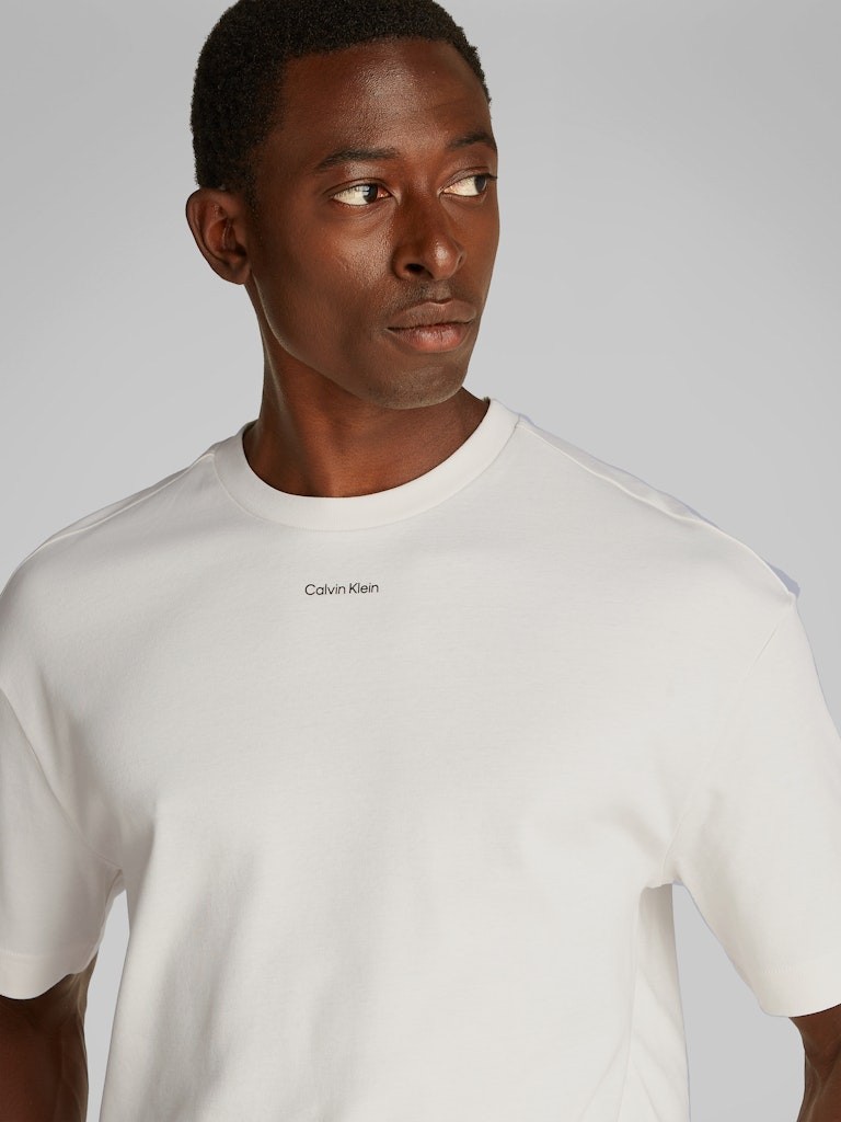 Calvin Klein Rejeneratif Pamuk Beyaz Erkek Kısa Kollu T-Shirt - K10K112487YAS