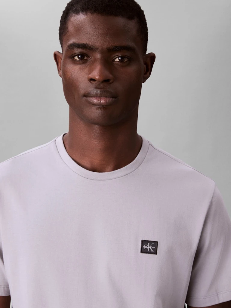 Calvin Klein Erkek Gri Pamuk O Yaka Kısa Kolu T-Shirt