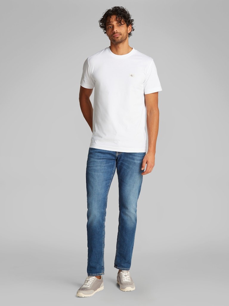 Calvin Klein Rejeneratif Pamuk Beyaz Erkek Kısa Kollu T-Shirt - J30J327100YAF