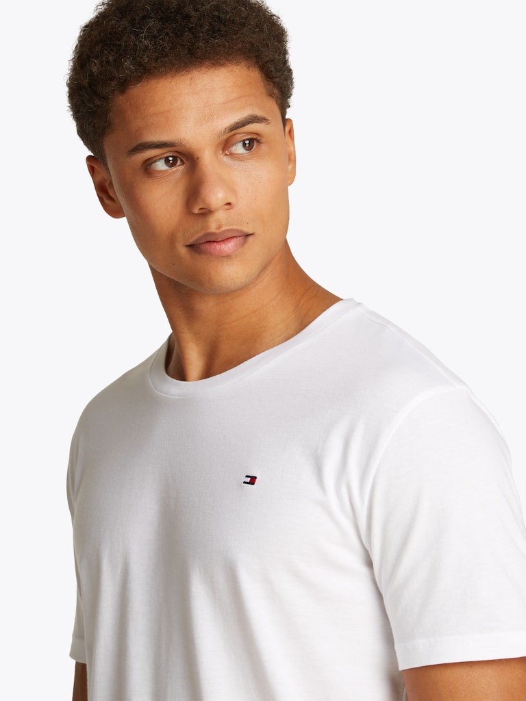 Tommy Hilfiger Rejeneratif Pamuk Beyaz Erkek 0 Yaka 3 lü Paket T-Shirt - UM0UM0337905E