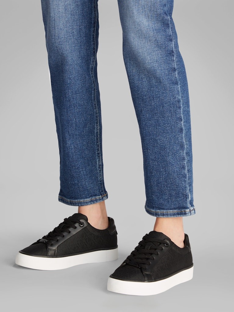 Calvin Klein Siyah Kadın Kısa Taban Sneakers - HW0HW02412BEH