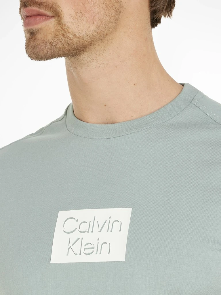 CUT OUT SHADOW LOGO T-SHIRT