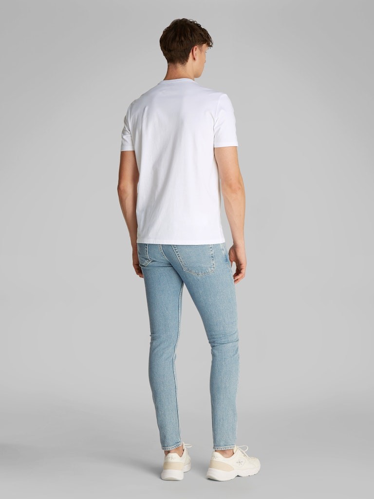 Calvin Klein Rejeneratif Pamuk Beyaz Erkek Kısa Kollu T-Shirt
