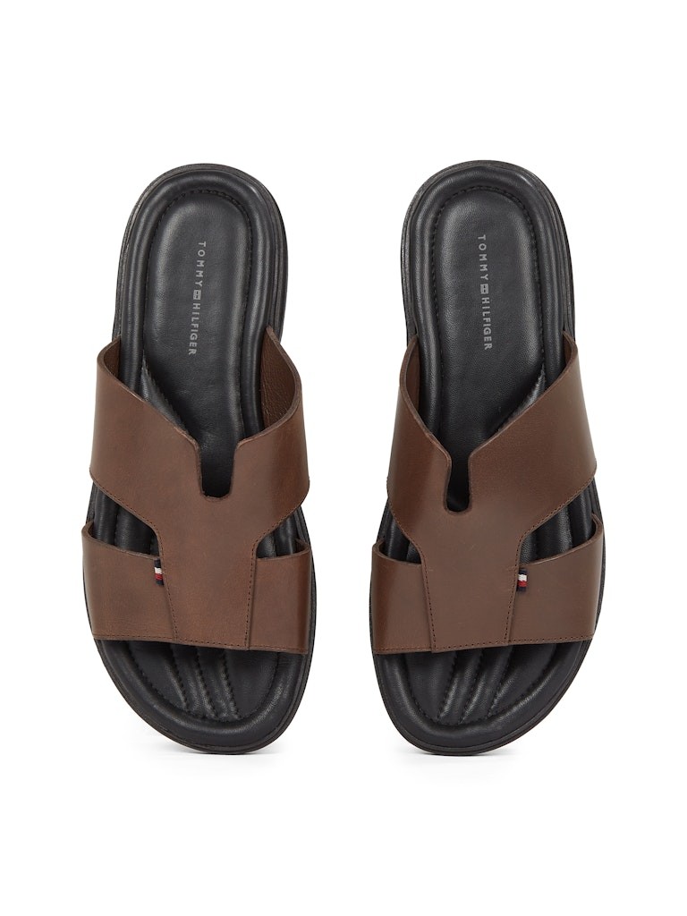 Tommy Hilfiger Deri Kahverengirengi Erkek Kısa Taban Tek Bantlı Sandalet - FM0FM05357GV0