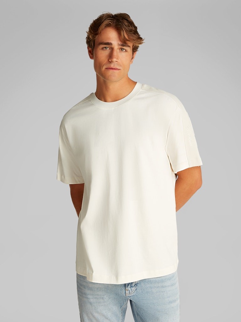 Calvin Klein Pamuk Beyaz Erkek Kısa Kollu T-Shirt - J30J327237YAS