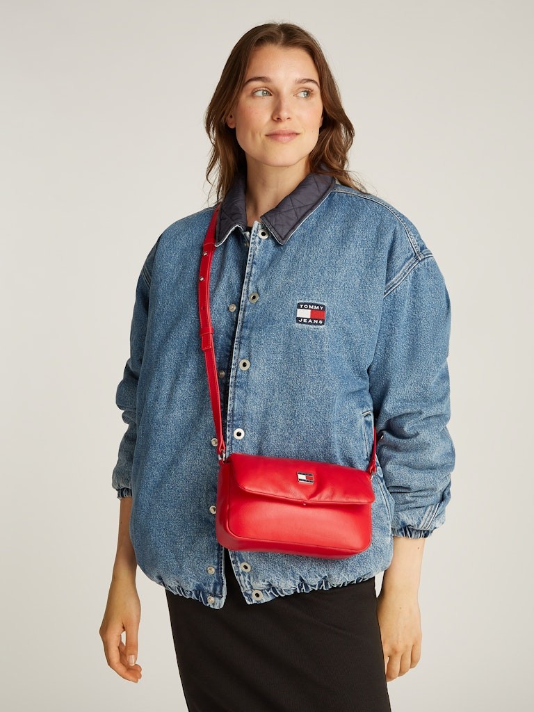 Tommy Hilfiger Kadın Ayarlanabilir Omuz Askılı Fermuarlı İç Cepli Deri Kırmızı Omuz Çantası - AW0AW16978XME
