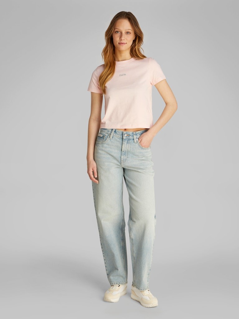 Calvin Klein Rejeneratif Pamuk Pembe Kadın Kısa Kollu Baby Tee T-Shirt
