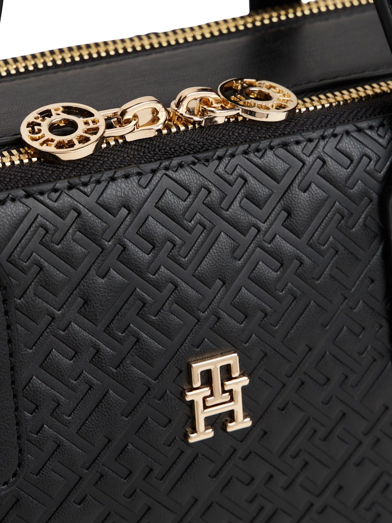 Tommy Hilfiger Kadın Siyah Tote El Çantası