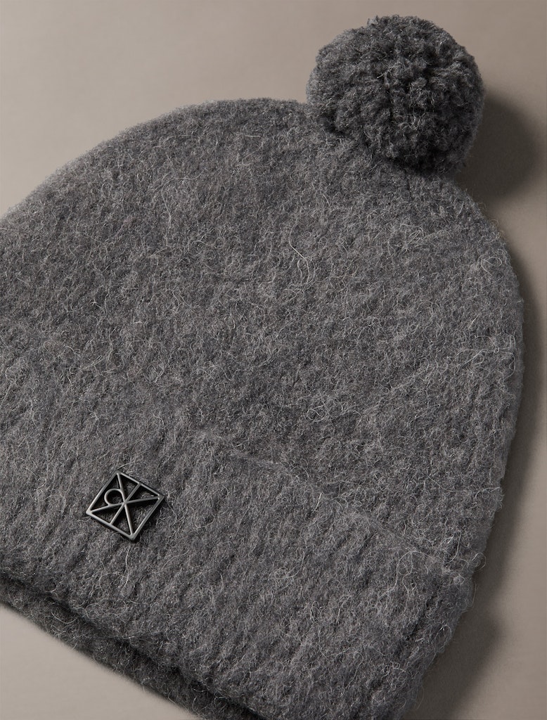 Calvin Klein Erkek Gri Bere Şapka