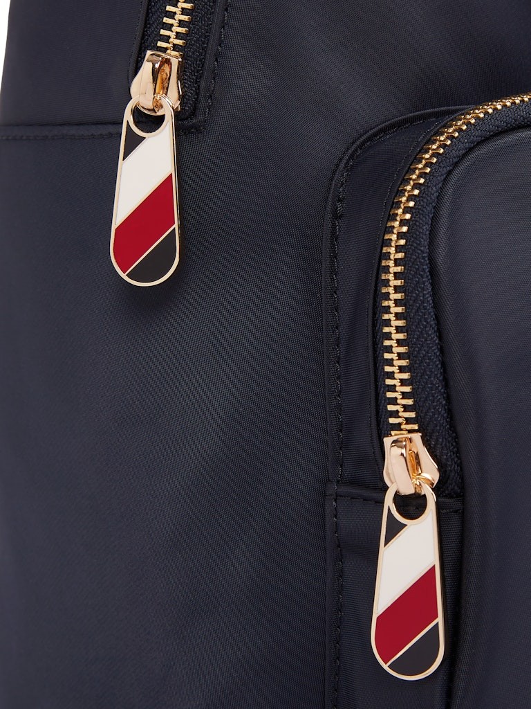 Tommy Hilfiger Lacivert Kadın Sırt Çantası - AW0AW17162DW6