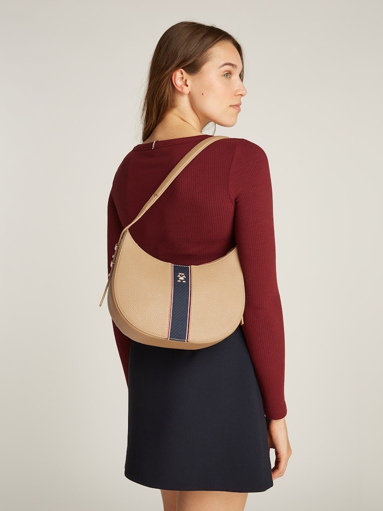 Tommy Hilfiger Legacy Shoulder Kadın Bej Omuz Çantası - AW0AW16899RBC
