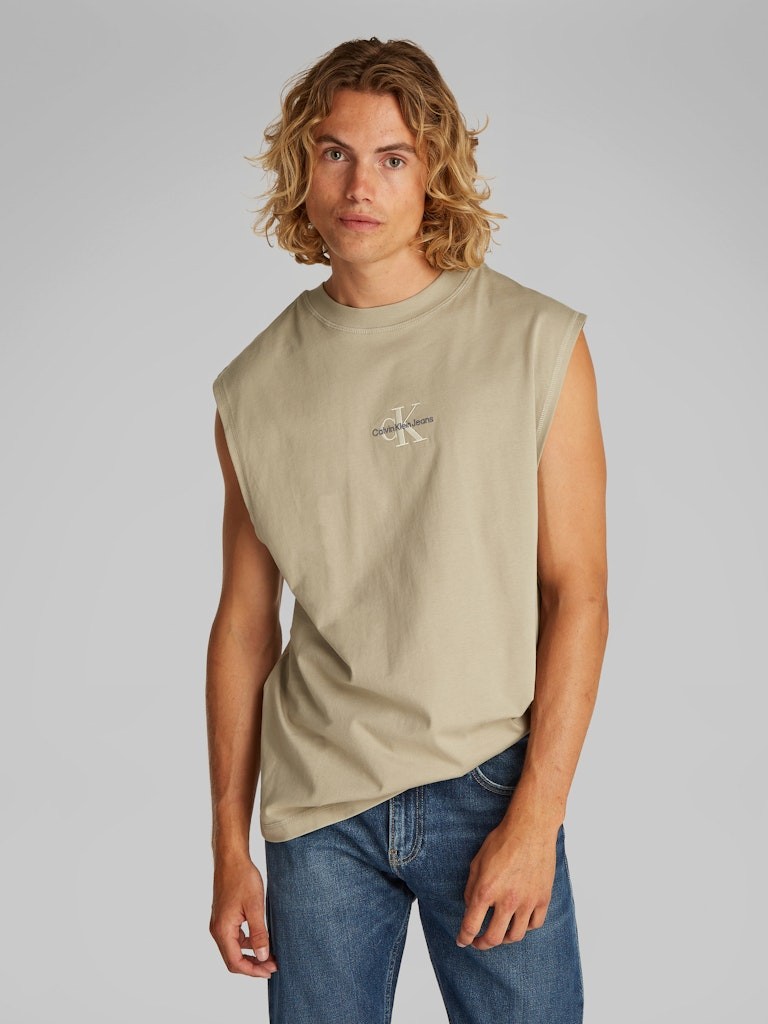 Calvin Klein Rejeneratif Pamuk Gri Erkek Kolsuz T-shirt - J30J327493PAH