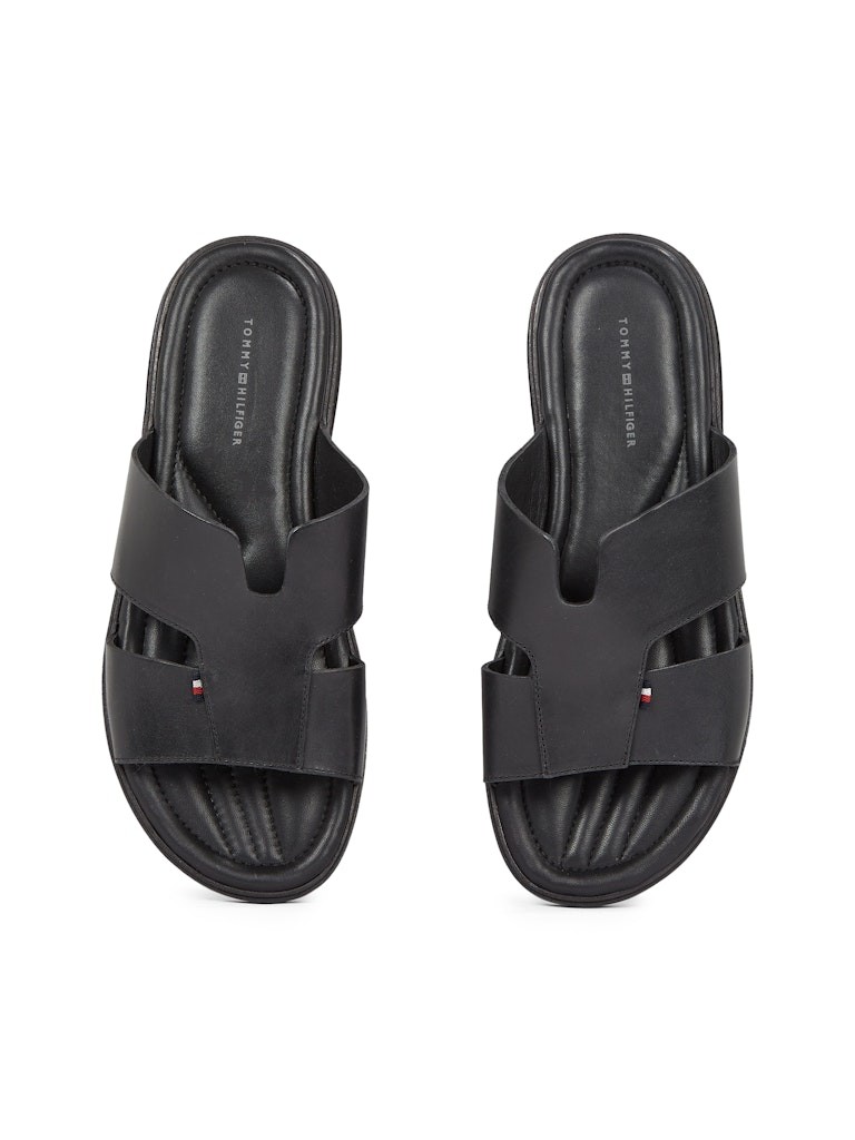 Tommy Hilfiger Deri Siyah Erkek Kısa Taban Tek Bantlı Sandalet - FM0FM05357BDS