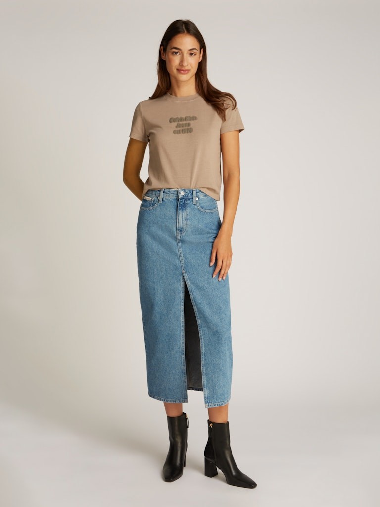 Calvin Klein Rejeneratif Pamuk Vizon Kadın Kısa Kollu T-Shirt