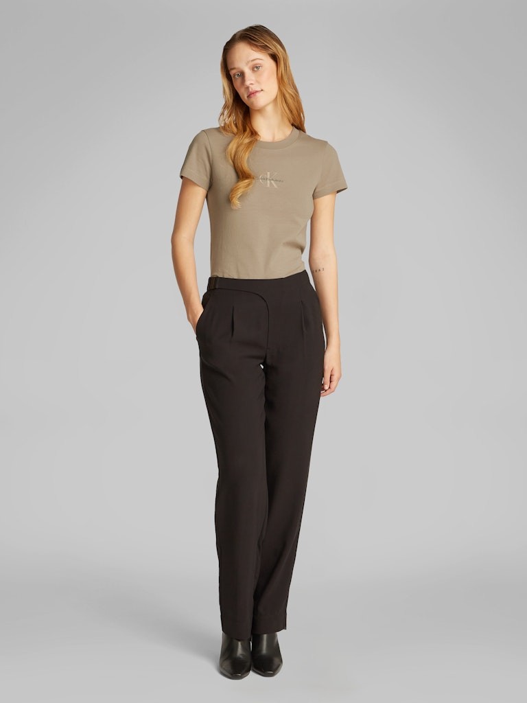 Calvin Klein Rejeneratif Pamuk Vizon Kadın Kısa Kollu T-Shirt - J20J223563PFW