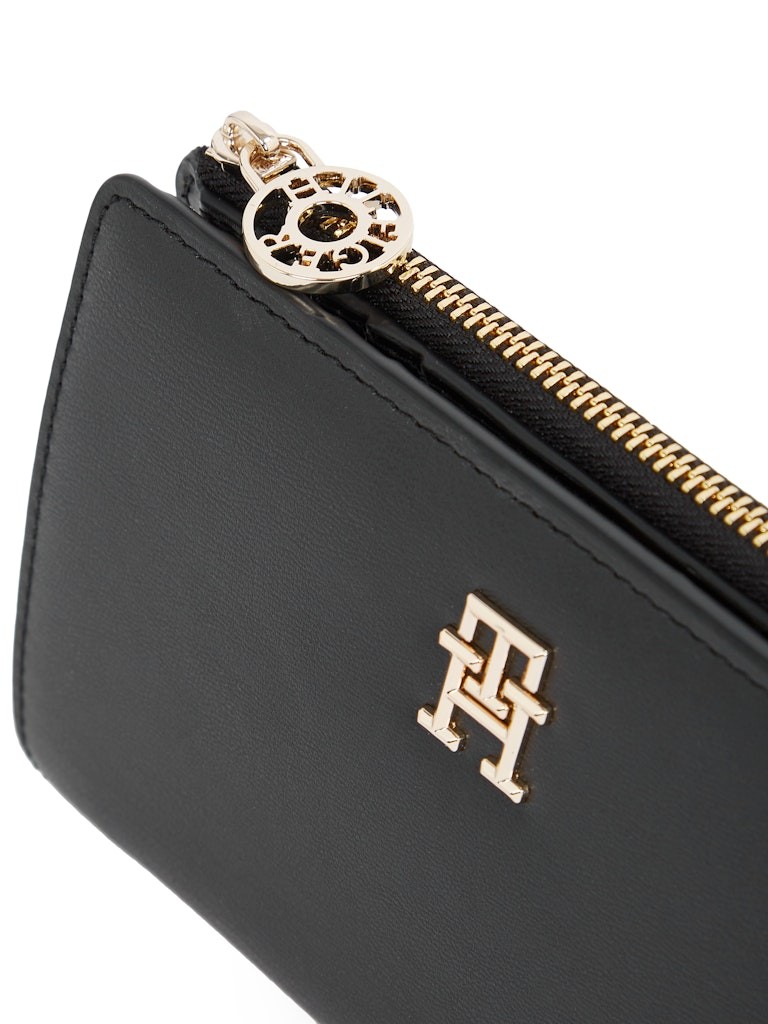 Tommy Hilfiger Dıstınct İnce Kadın Cüzdan - AW0AW16922BDS
