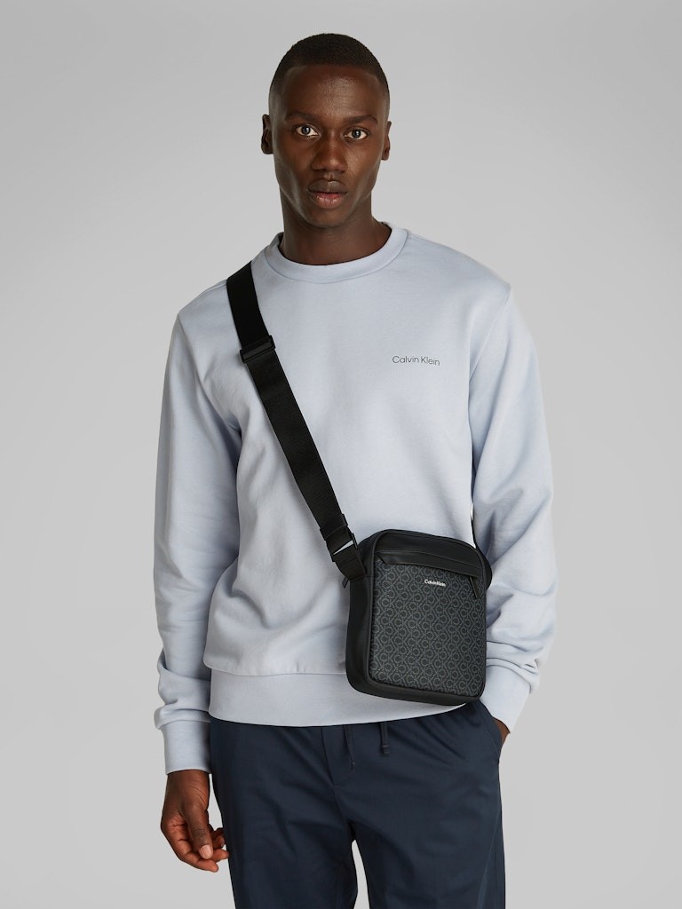 Calvin Klein Siyah Erkek Çapraz Çanta - K50K5129090GJ