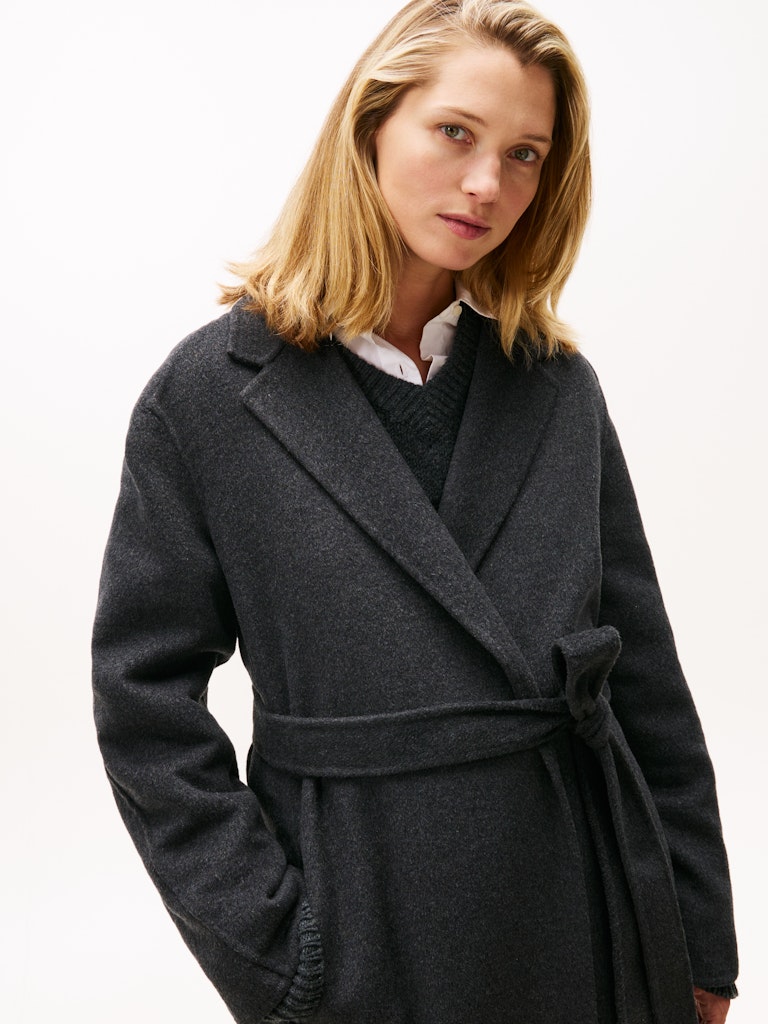 Tommy Hilfiger Kadın Siyah Beli Kuşaklı Kaban