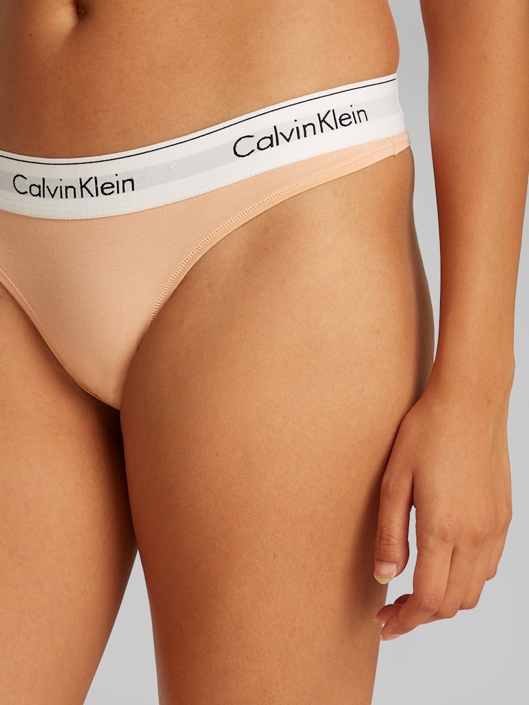 Calvin Klein Rejeneratif Pamuk Pembe Kadın Thong İç Çamaşırı - 0000F3786E5KD