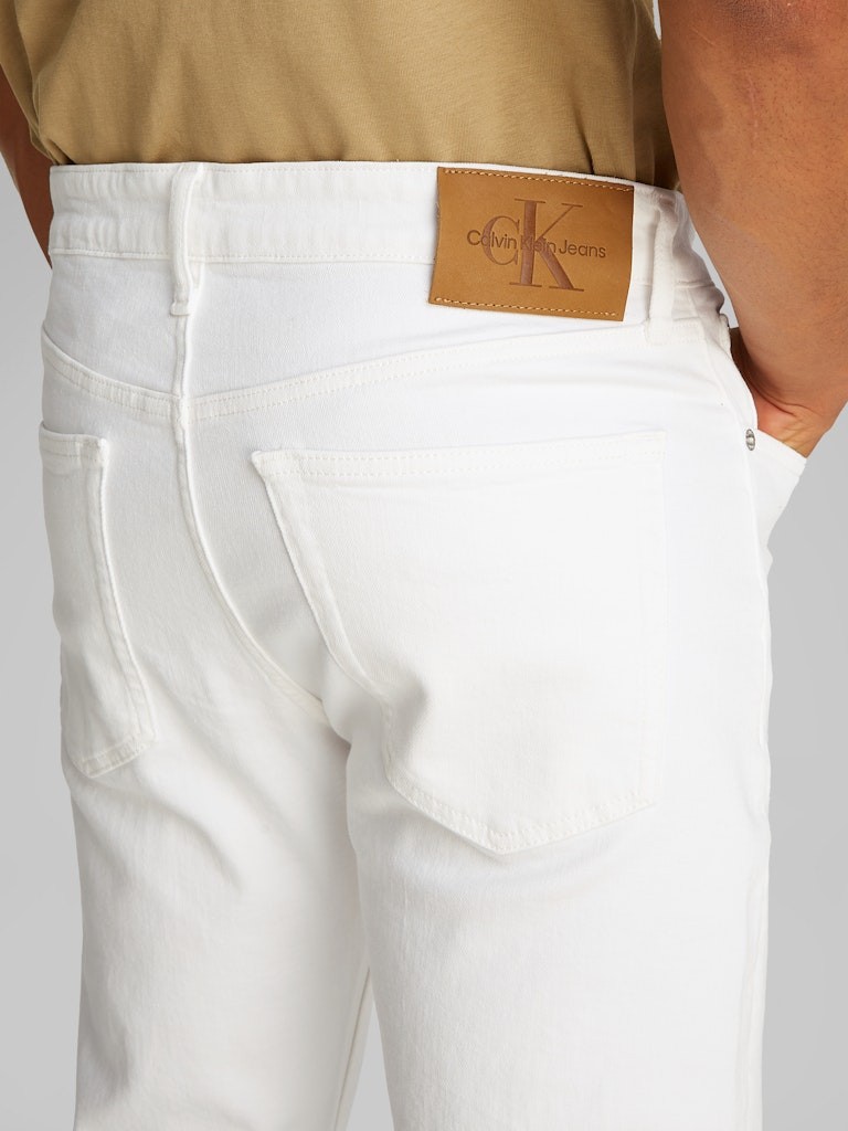 Calvin Klein Denim Beyaz Erkek Slim Taper Jean Pantolon - J30J3275411AA