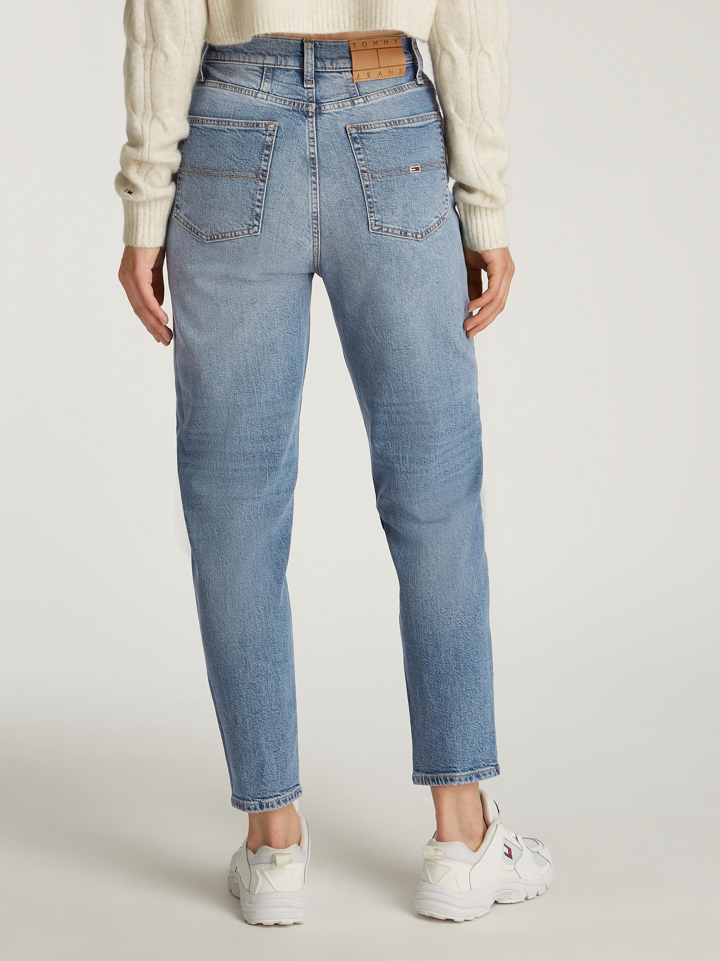Tommy Jeans Kadın Yüksel Bel Tapered Mom Jeans Pantolon