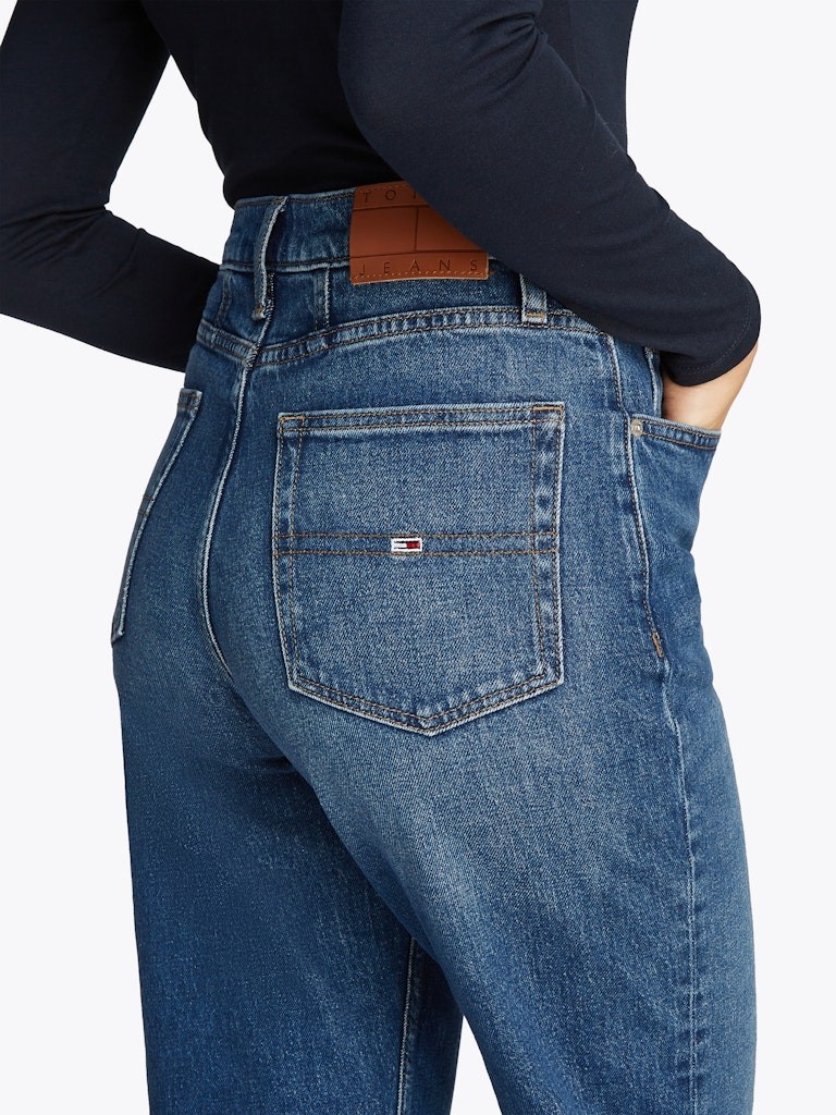 Tommy Hilfiger Denim Mavi Kadın Tapered Mom Jean Pantolon - DW0DW192441BK