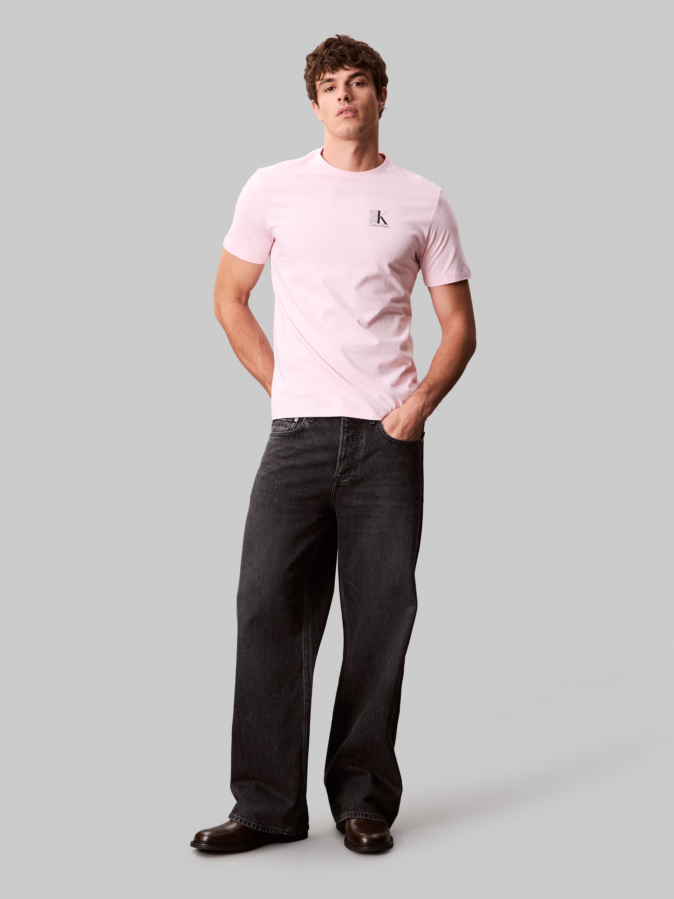 Calvin Klein Erkek Pembe 30s T-shirt
