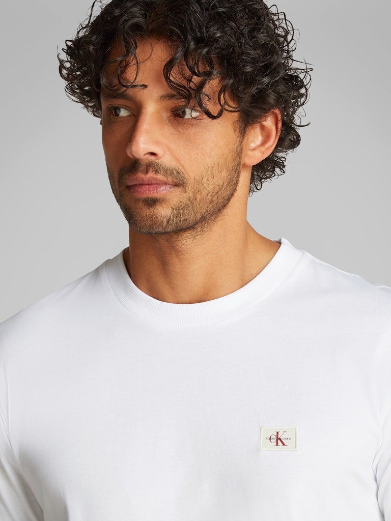 Calvin Klein Rejeneratif Pamuk Beyaz Erkek Kısa Kollu T-Shirt - J30J327100YAF