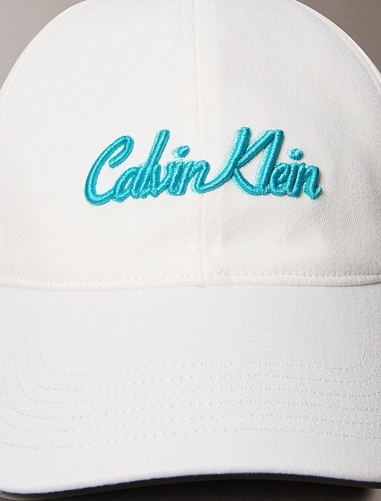 Calvin Klein Kadın Beyaz Cap Şapka - LV04K5044GYAA